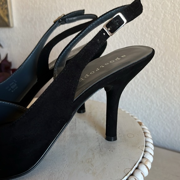 Apostrophe sueded fabric dress heel with flower detail - Picture 3 of 8